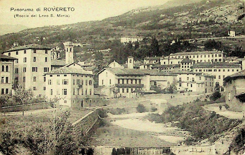 Panorama di Rovereto: Roccie del Leno S. Maria.